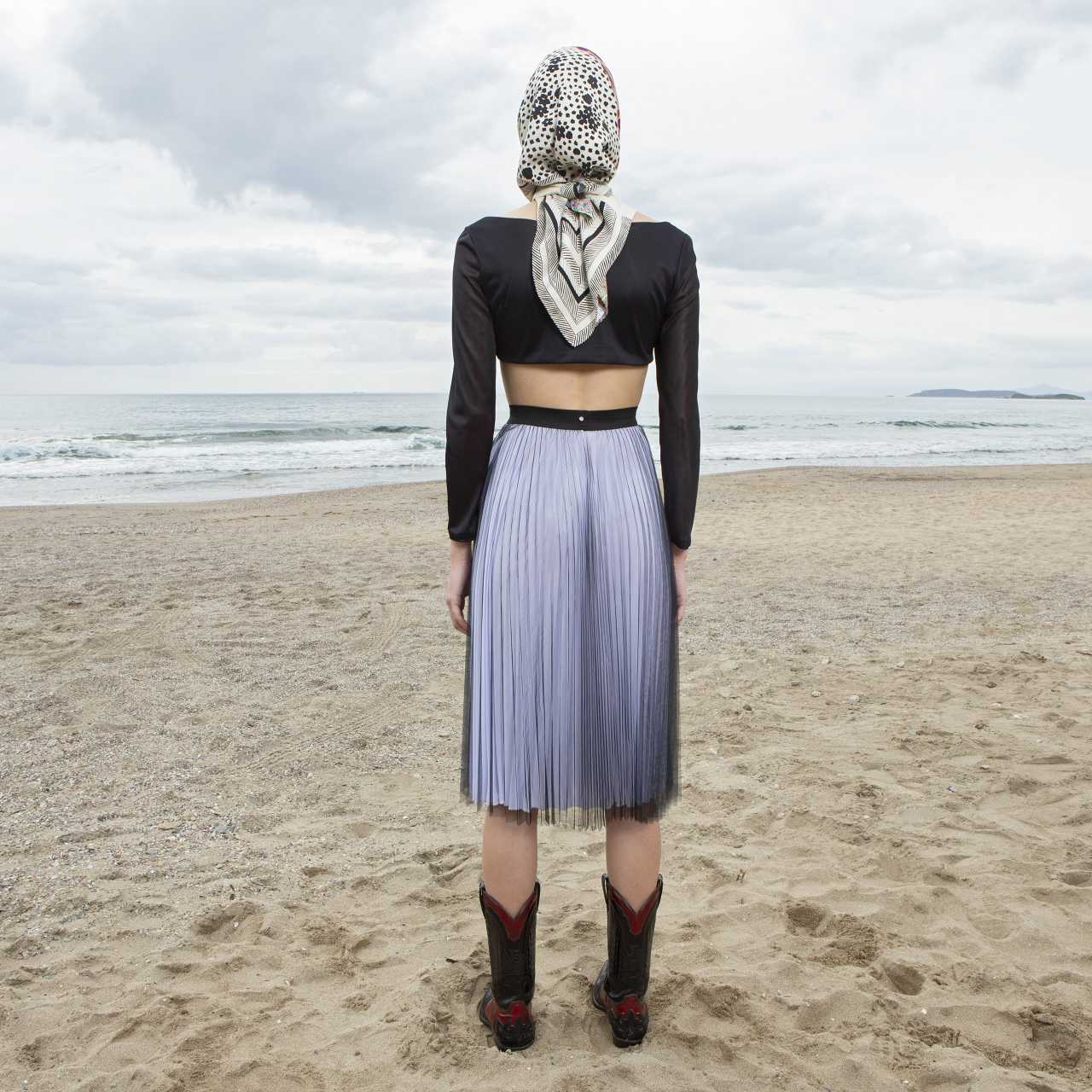 Product preview: Tulle Tutu Skirt Midi Black Tulle with White Lining 